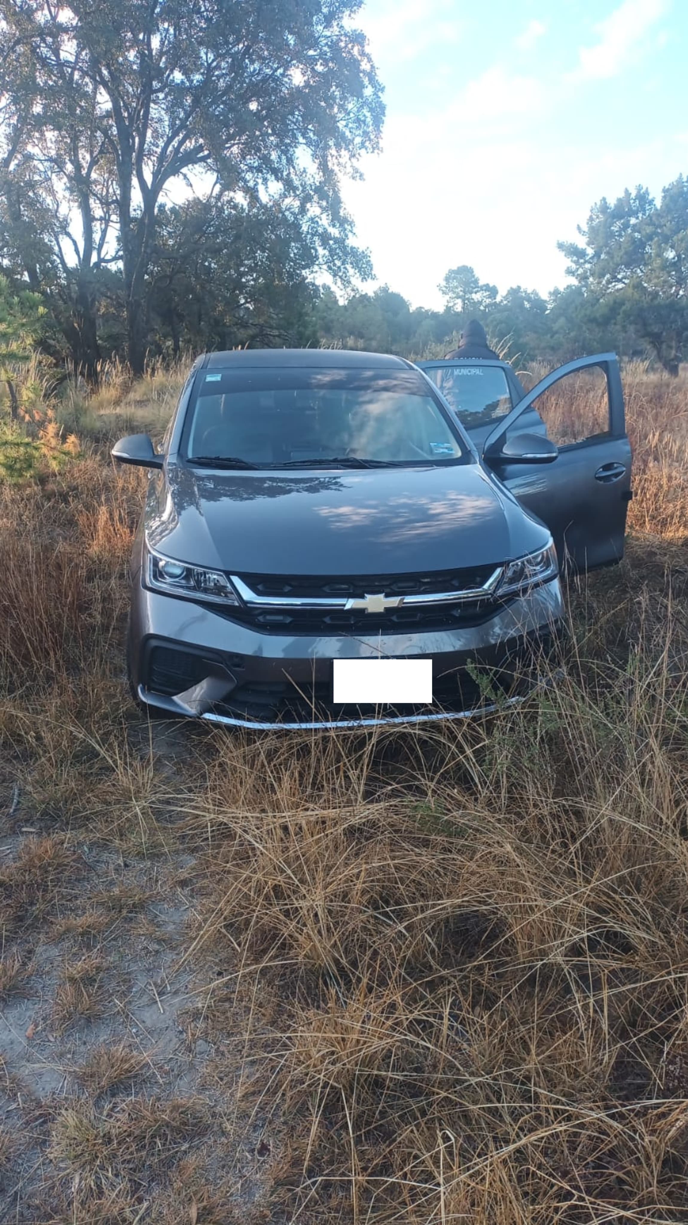 Recupera policía de Chiautempan auto robado